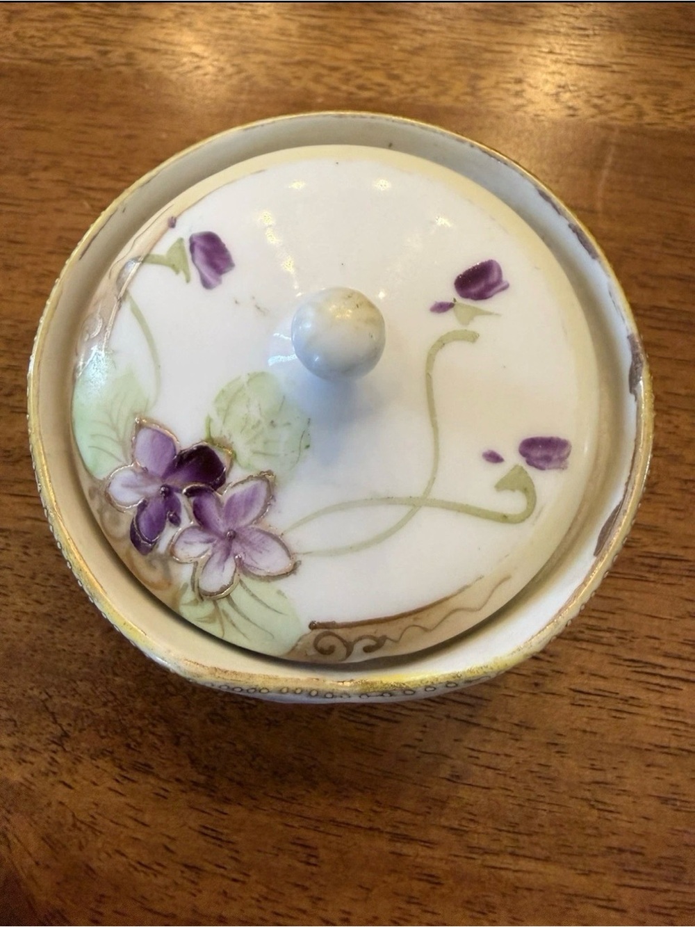 Vintage Hand-Painted Nippon Covered Trinket Dish | Moriage Floral Porcelain - Picture 3 of 7